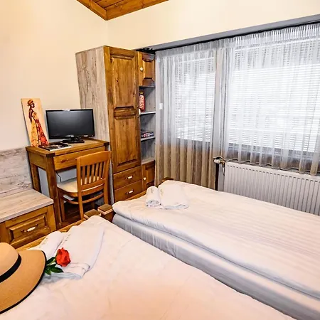 シャレー плевнята